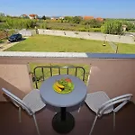 In With Sea View, Balcony, Air Conditioning, Wifi 3598-2 Appartement *