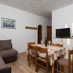 In With Sea View, Balcony, Air Conditioning, Wifi 3598-2 Appartement Privlaka (Zadar)