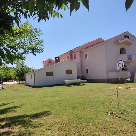 Apartmán In With Sea View, Balcony, Air Conditioning, Wifi 3598-2