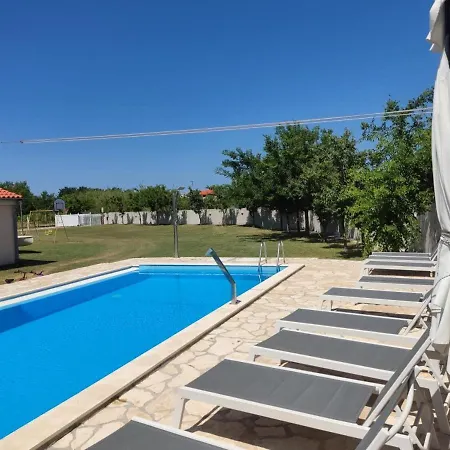 Apartament In With Sea View, Balcony, Air Conditioning, Wifi 3598-2 Privlaka (Zadar)