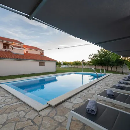In With Sea View, Balcony, Air Conditioning, Wifi 3598-2