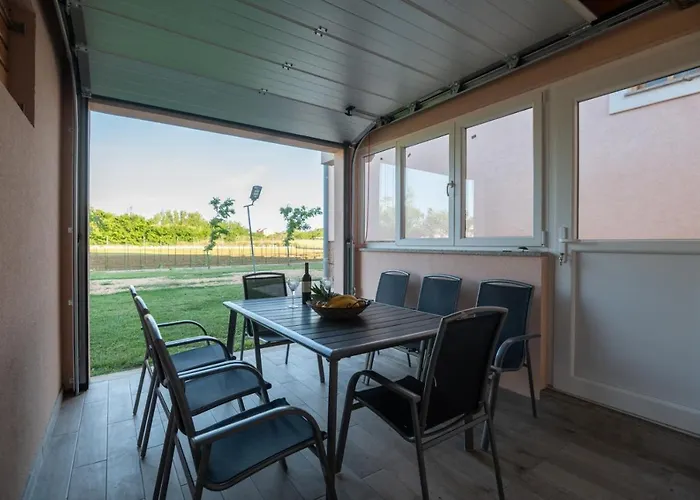 In With Sea View, Balcony, Air Conditioning, Wifi 3598-2 * Privlaka (Zadar)