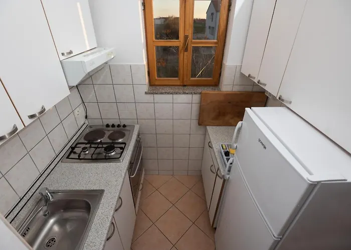 In With Sea View, Balcony, Air Conditioning, Wifi 3598-2 Appartamento